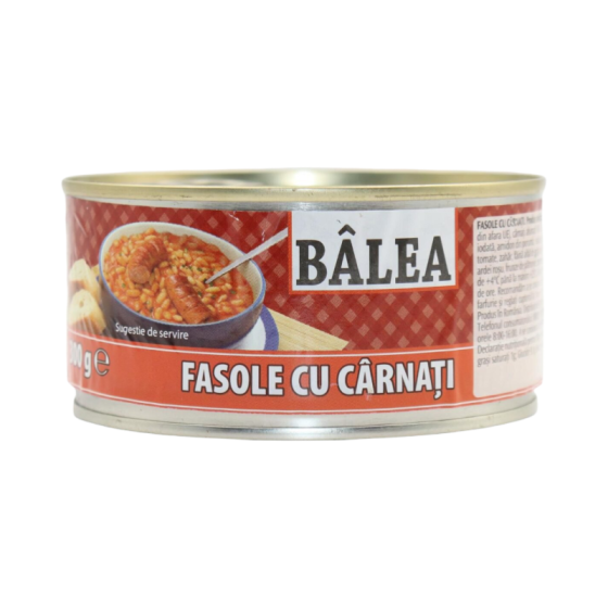 Mancare gatita la conserva